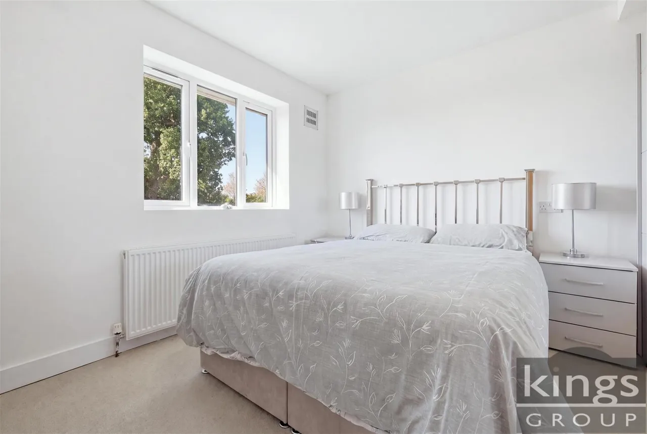 Primrose Path, Cheshunt, photo 16