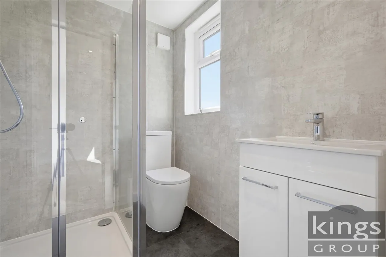 Primrose Path, Cheshunt, photo 14