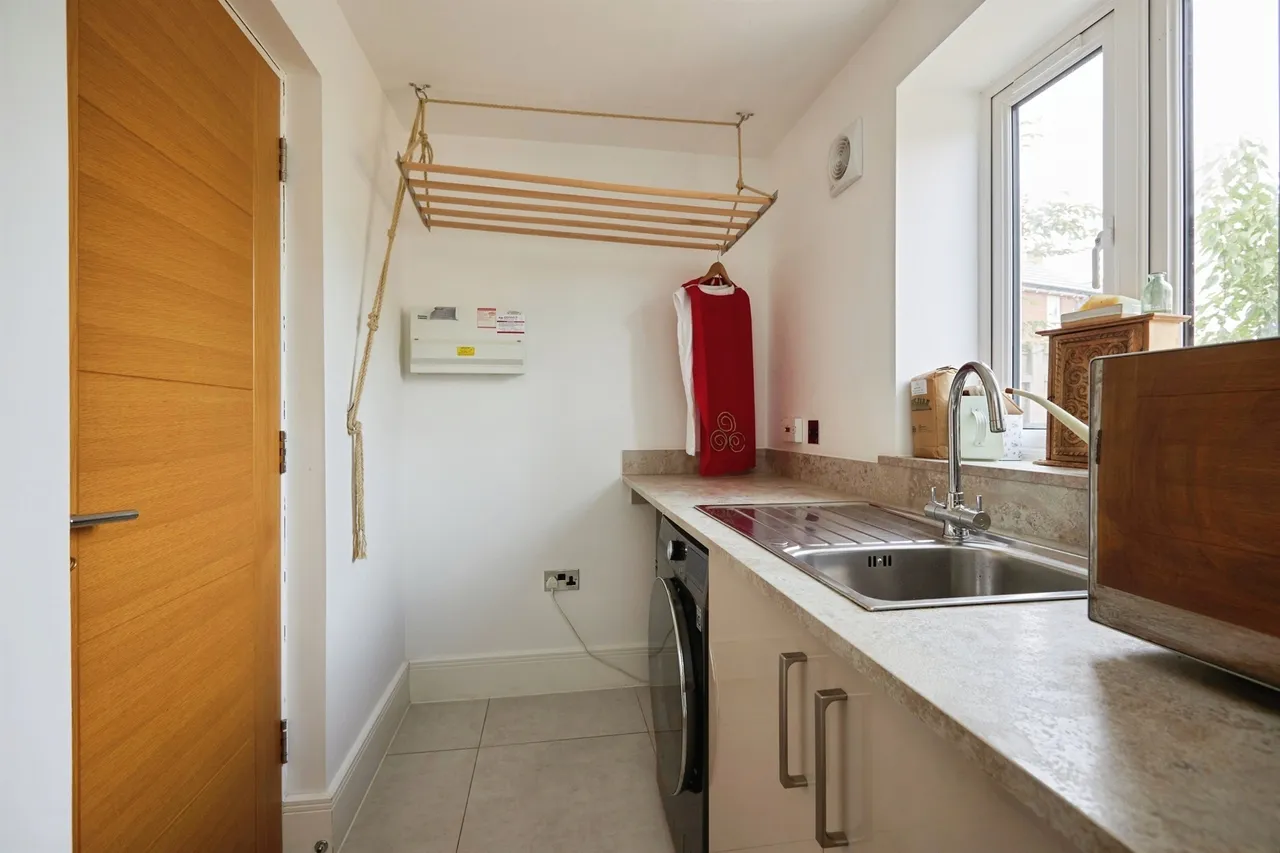 Caspars Way, Fordingbridge, SP6, photo 8