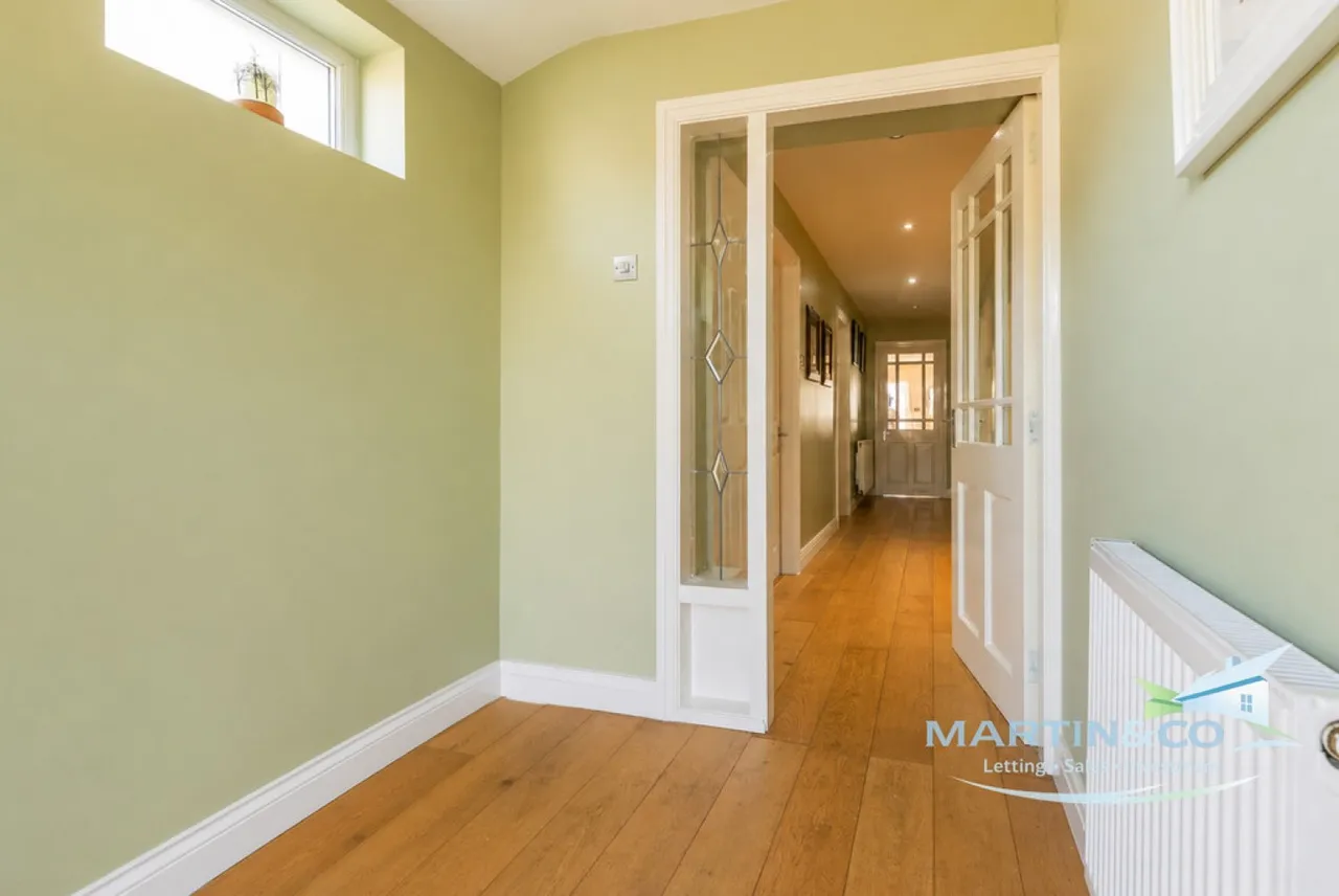 Chiltern Drive, Bury, BL8, photo 2