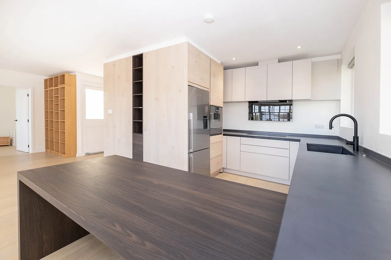 Raymond Road, London, SW19, photo 4