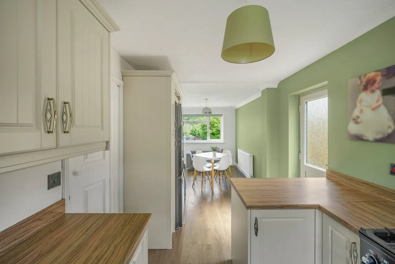 St. Michaels Way, Brackla, CF31, photo 6