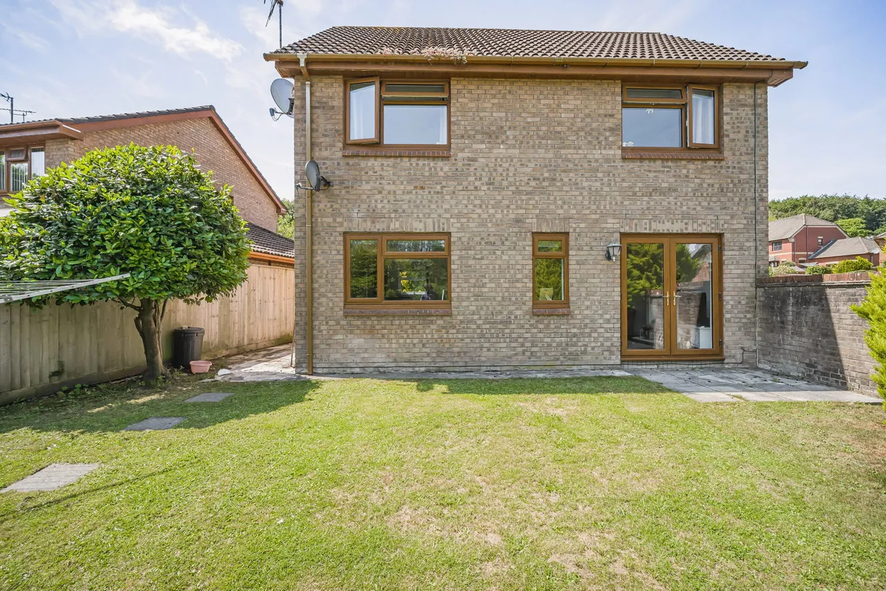 St. Michaels Way, Brackla, CF31, photo 28
