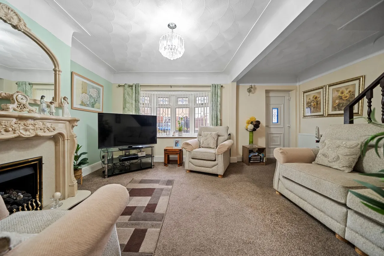 Chantry Walk, Ashton-In-Makerfield, Wigan, Wigan, WN4 0LW, photo 2