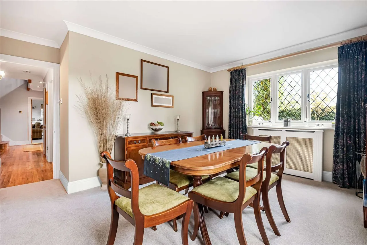 Hogmoor Lane, Hurst, Reading, Berkshire, RG10 0DH, photo 9