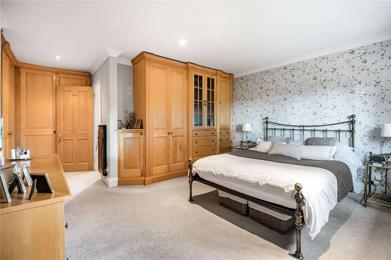 Hogmoor Lane, Hurst, Reading, Berkshire, RG10 0DH, photo 12