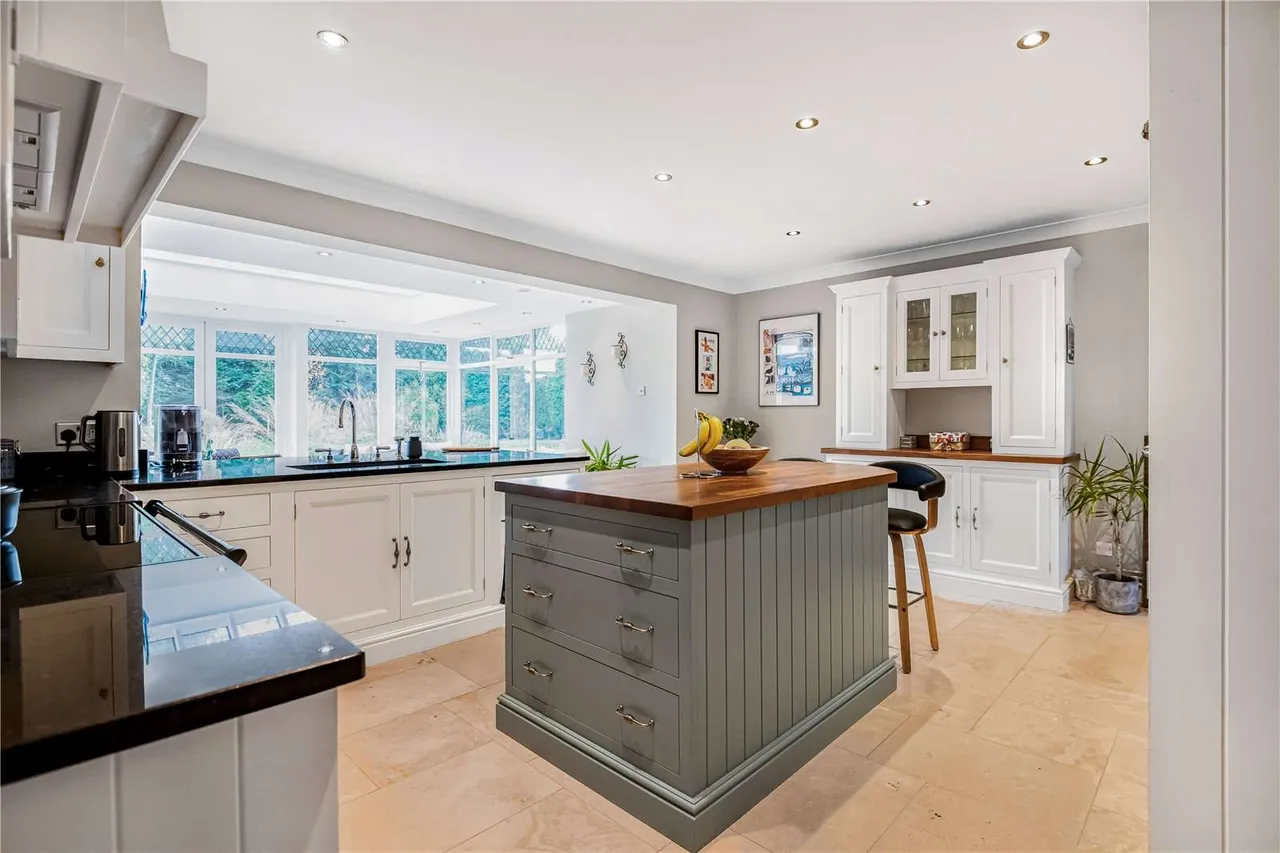 Hogmoor Lane, Hurst, Reading, Berkshire, RG10 0DH, photo 6