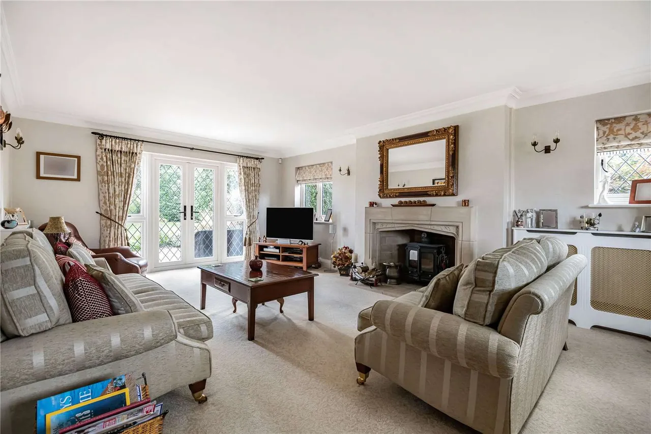 Hogmoor Lane, Hurst, Reading, Berkshire, RG10 0DH, photo 7