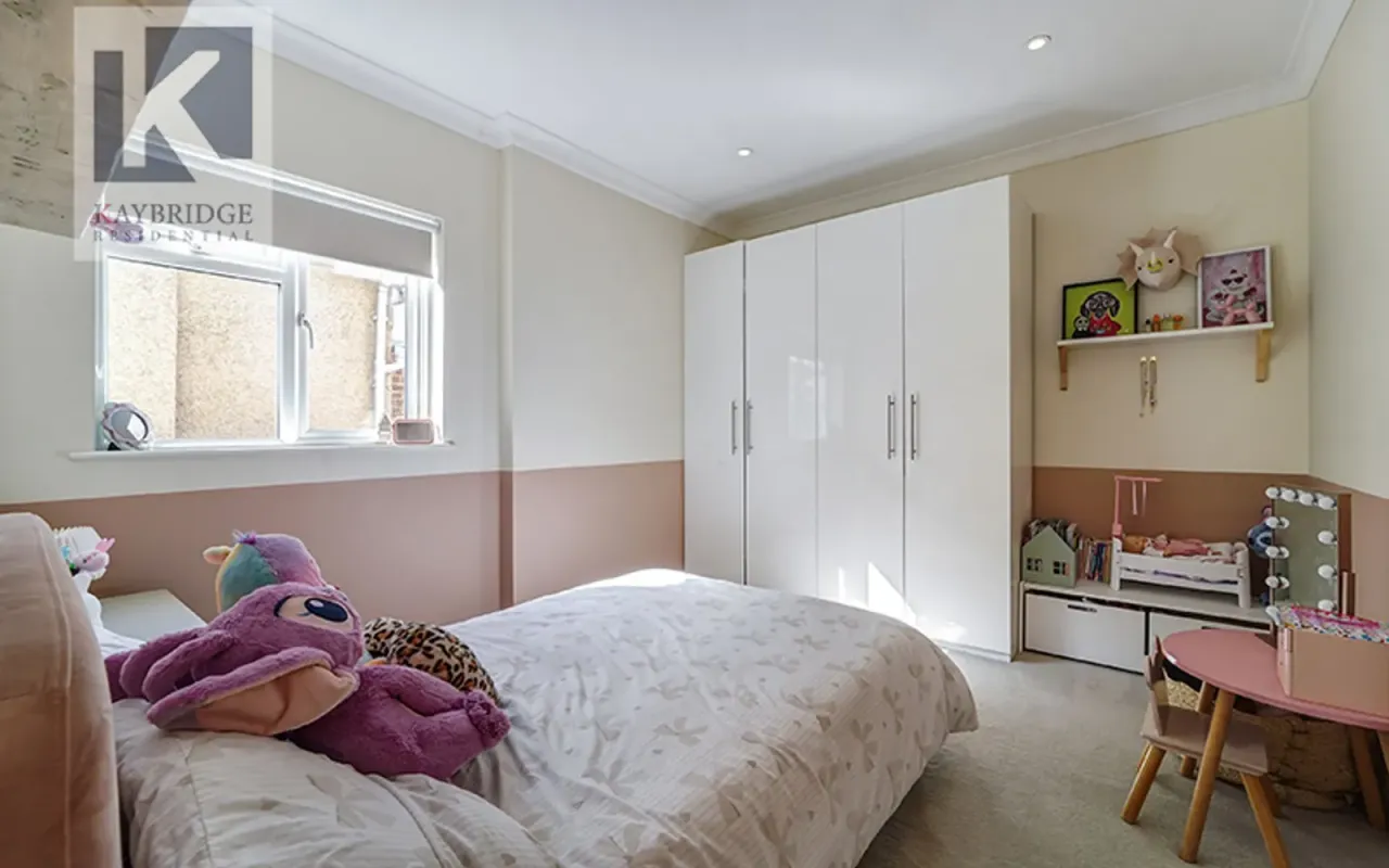 Riverview Road, Epsom, KT19, photo 13