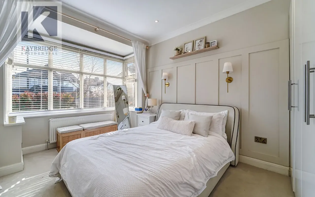 Riverview Road, Epsom, KT19, photo 11