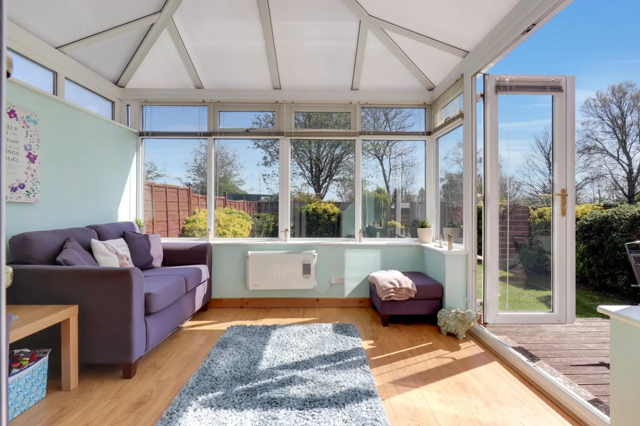 Sides Road, Pontefract, WF8, photo 9