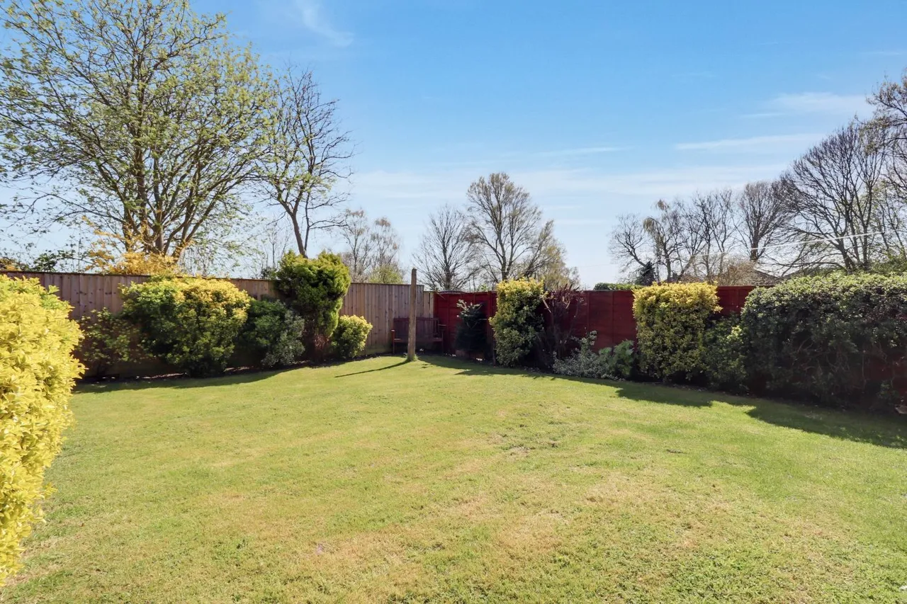 Sides Road, Pontefract, WF8, photo 2