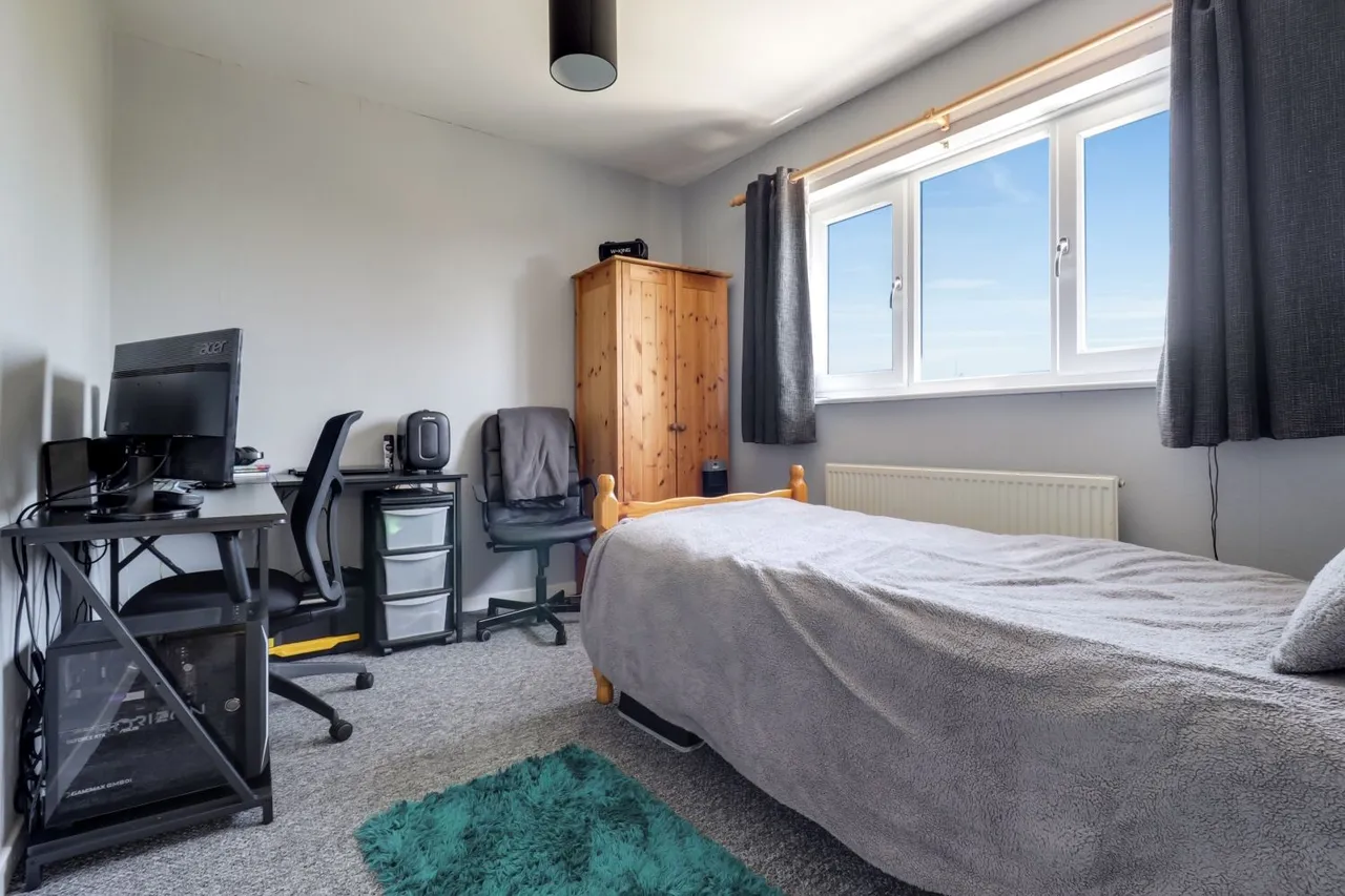 Sides Road, Pontefract, WF8, photo 14