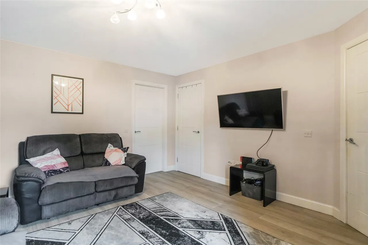 Lady Bells Place, Caldercruix, Airdrie, North Lanarkshire, ML6, photo 4