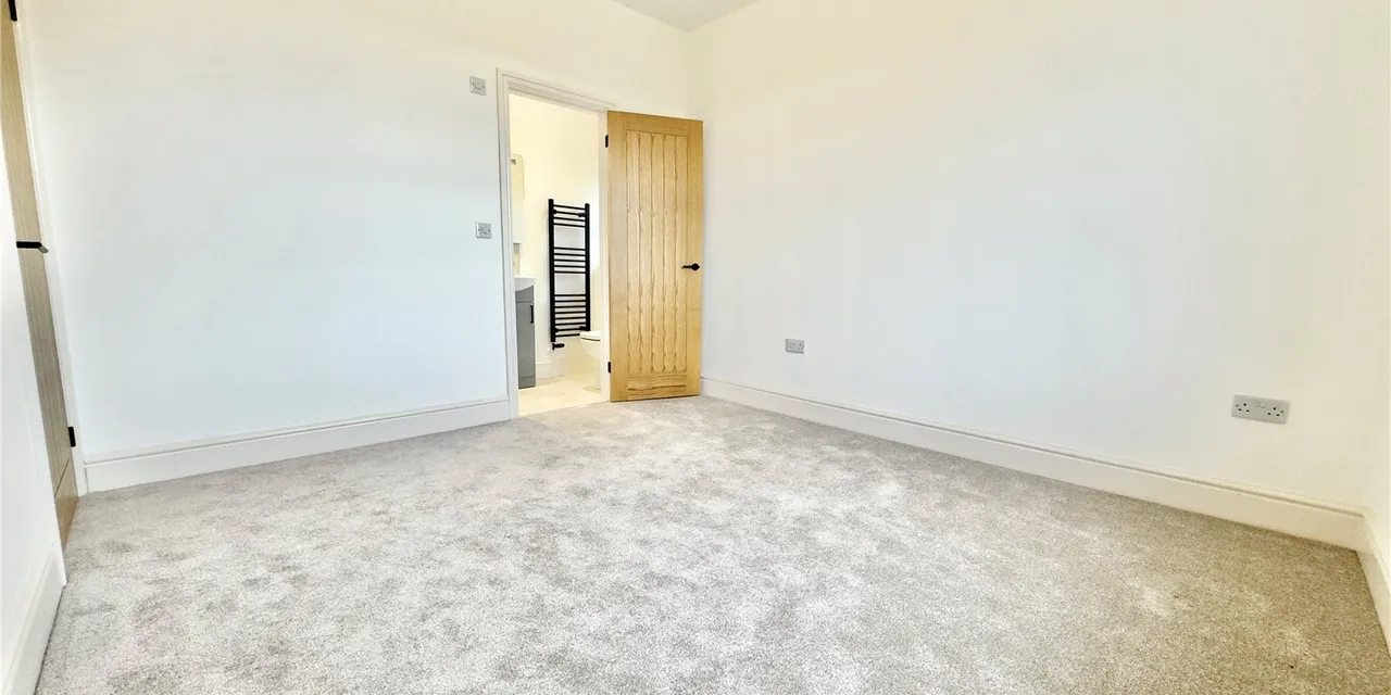 St. Georges Road, Wallasey, CH45, photo 13