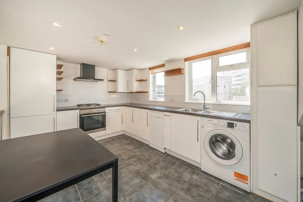 Berrymead Gardens, W3, photo 2