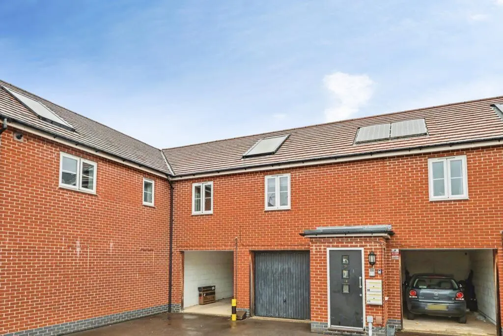 1 bed house for sale — Narrowboat Lane, Northampton