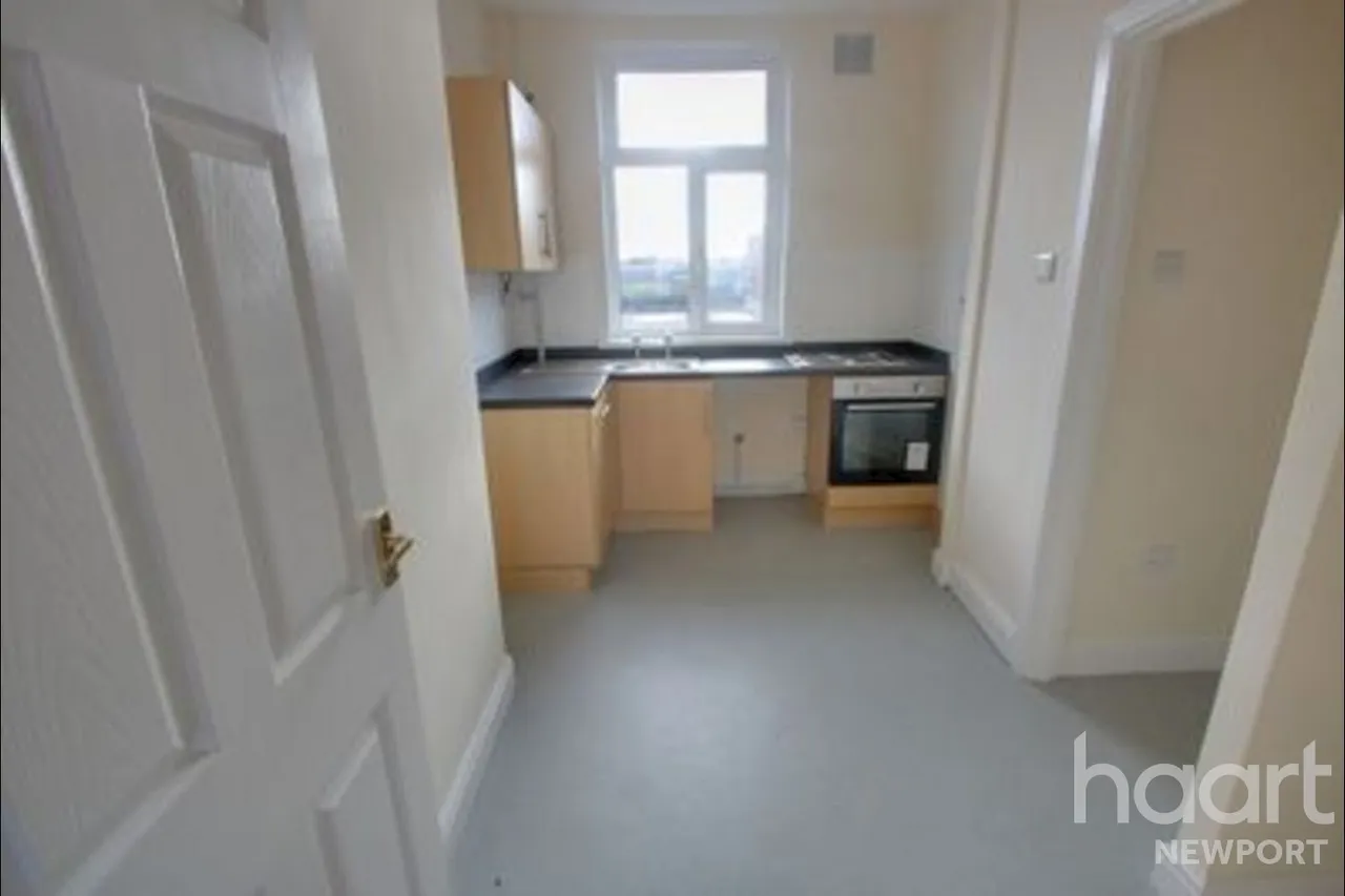 Conway Road, Newport, NP19, photo 5