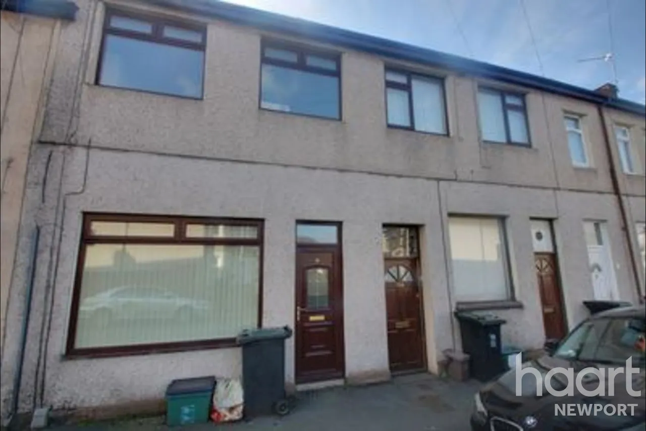 1 bed flat for sale, Conway Road, Newport, NP19