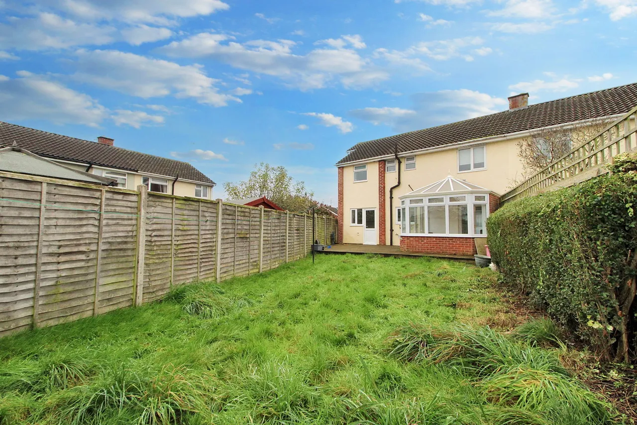 Rochdale Avenue, Calne, SN11, photo 19