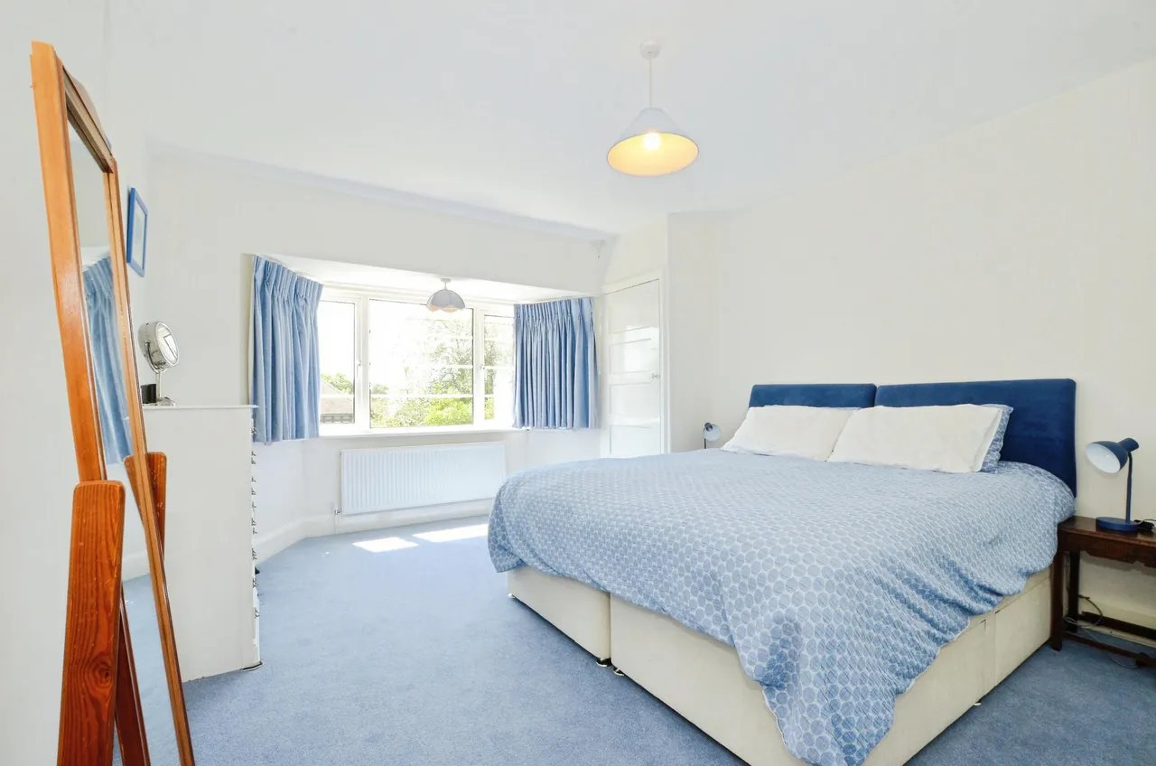 Canons Close, Radlett, WD7, photo 11
