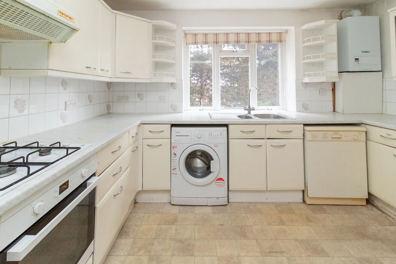 Penshurst Gardens, HA8, photo 4