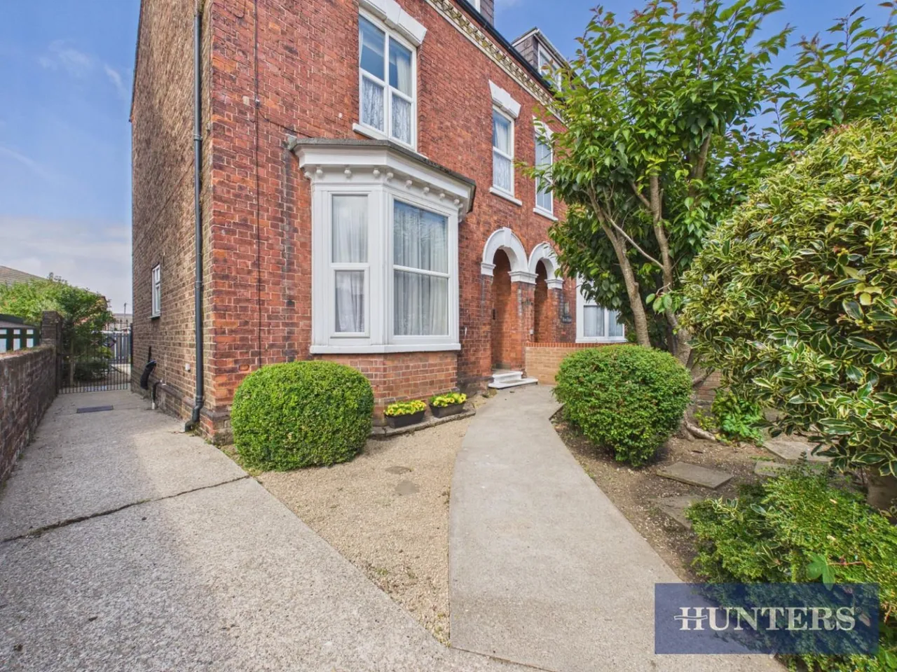 2 bed flat for sale — St Johns Avenue, Bridlington