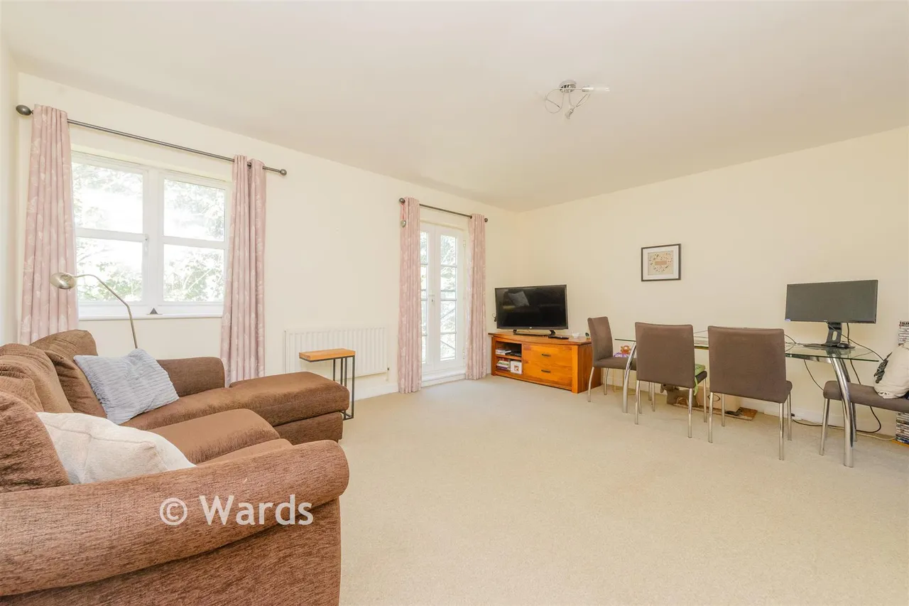 Kingfisher Drive, Waterstone Park, DA9, photo 5