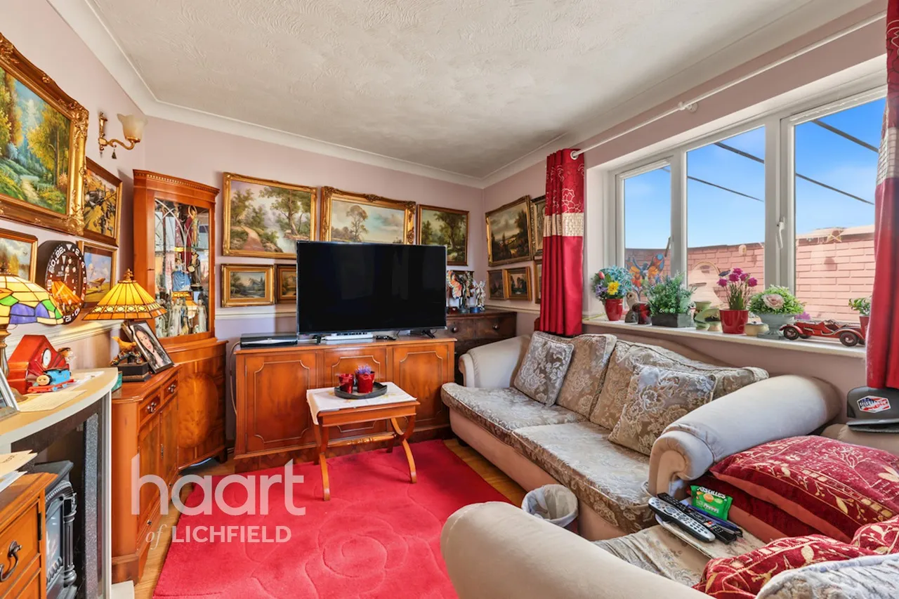Lincoln Close, Lichfield, WS13, photo 4