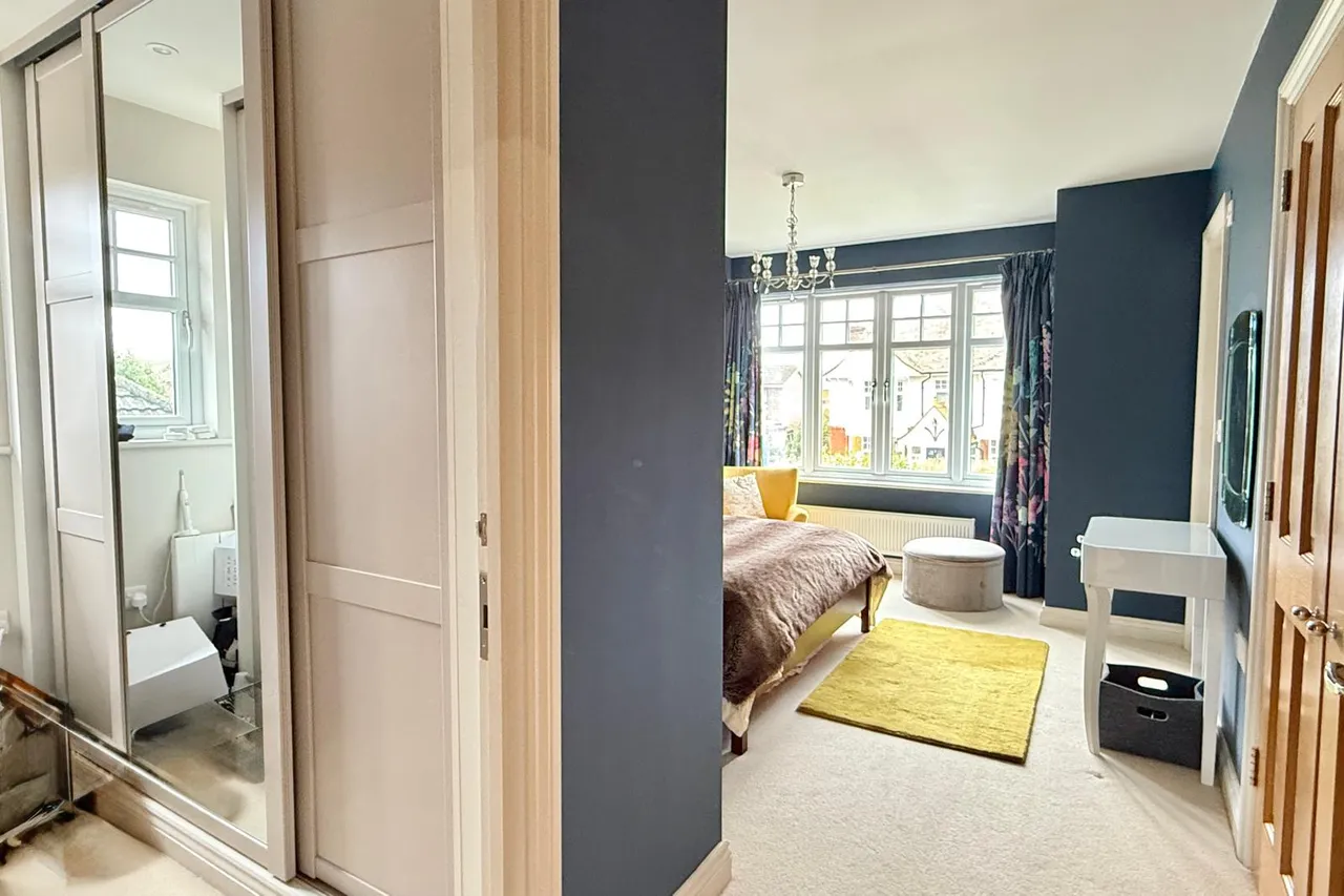 Broadshard Lane, BH24, photo 14