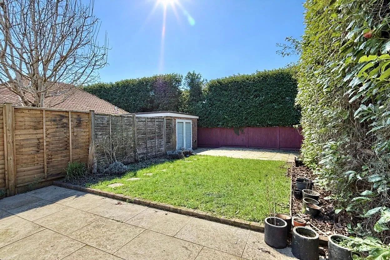 Broadshard Lane, BH24, photo 23