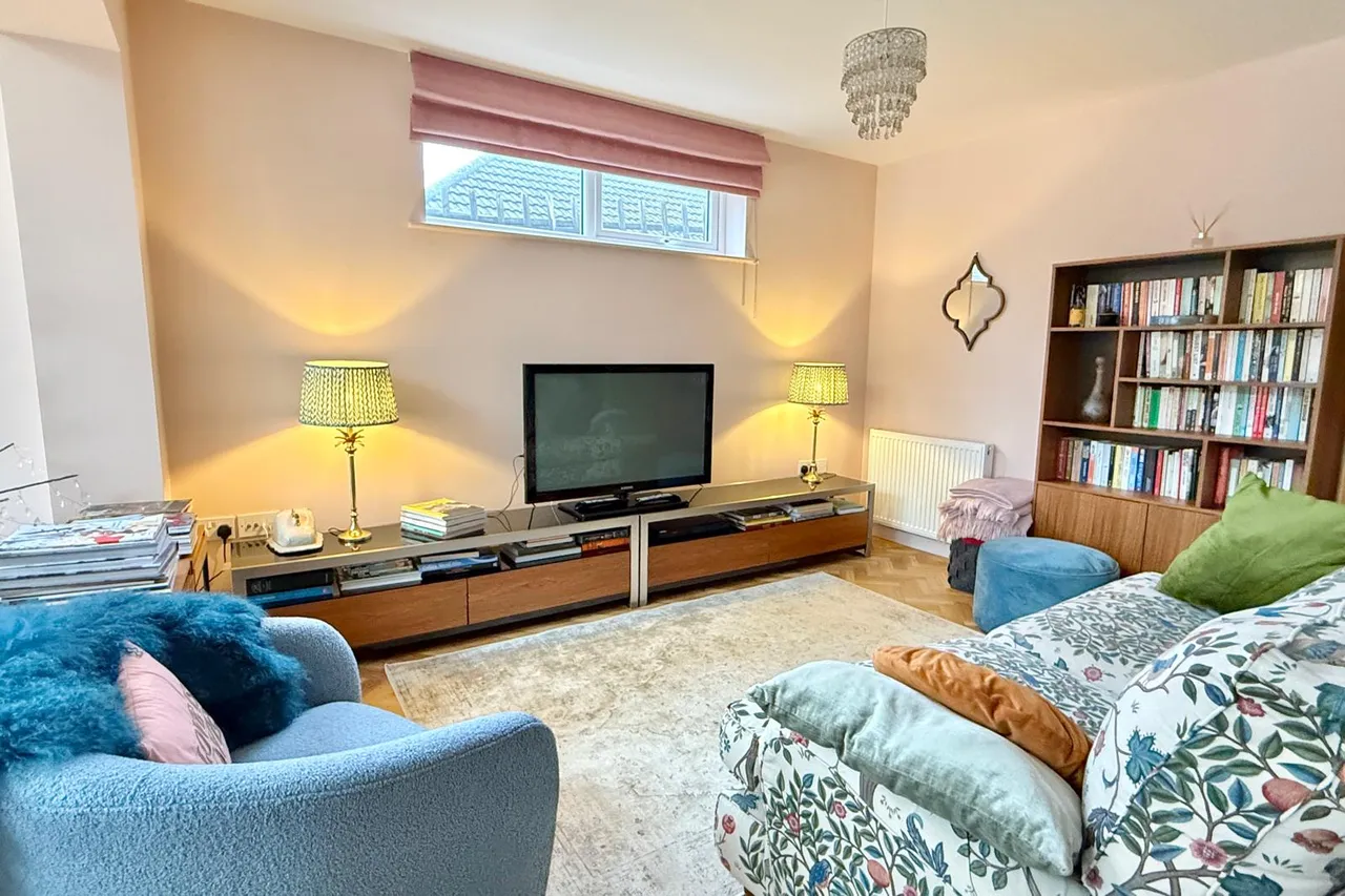 Broadshard Lane, BH24, photo 9