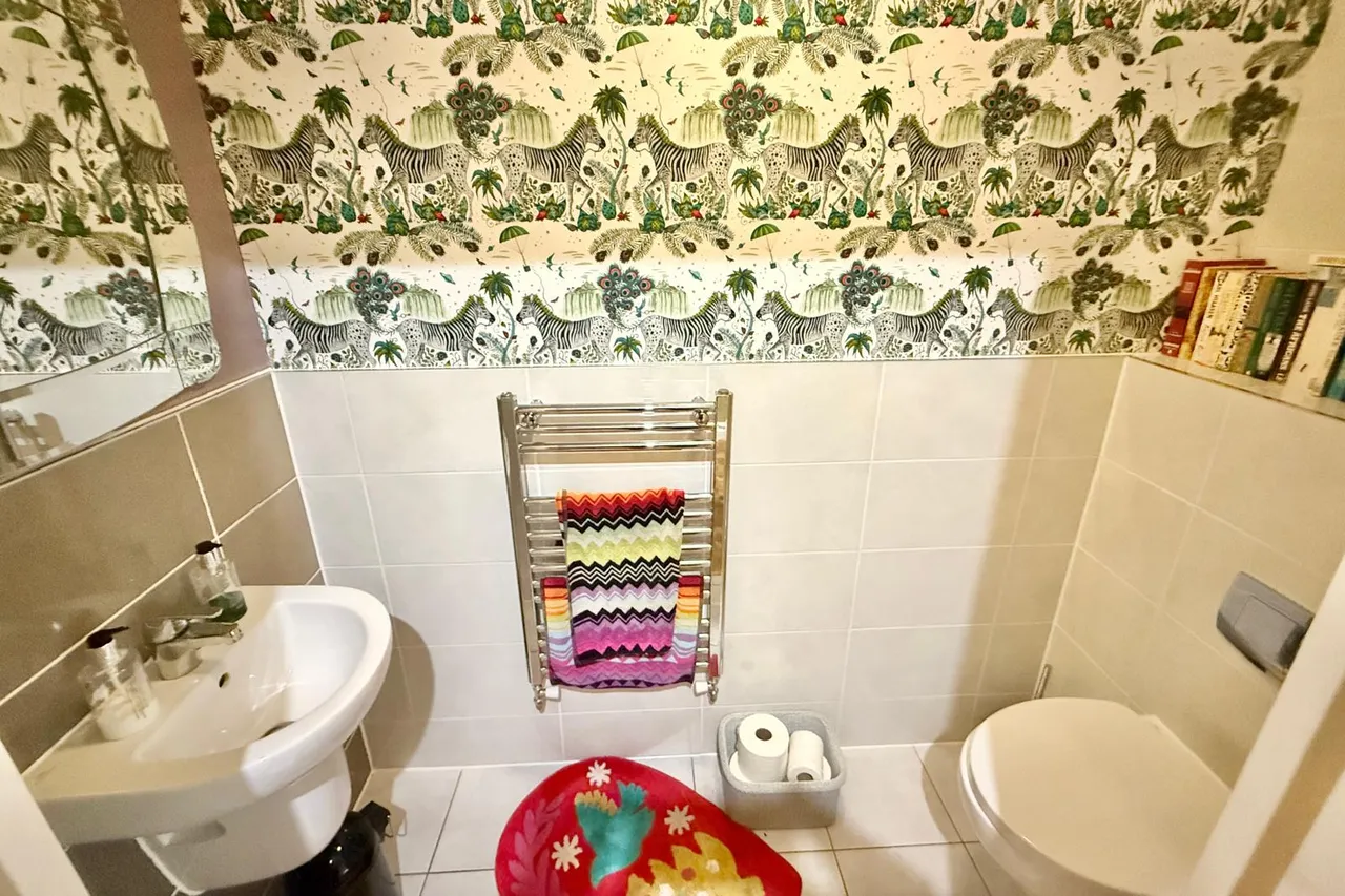 Broadshard Lane, BH24, photo 6