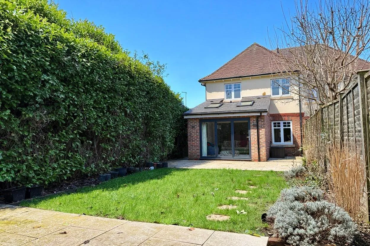 Broadshard Lane, BH24, photo 22