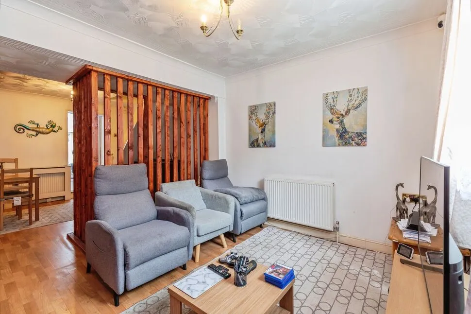Saxton Street, Gillingham, ME7, photo 5