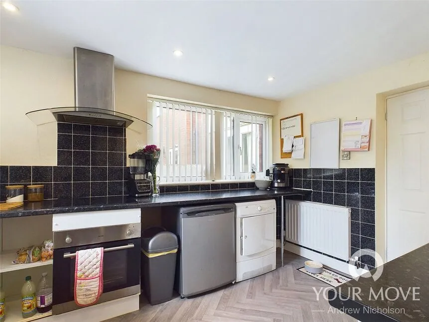 Kestrel Drive, Crewe, CW1, photo 13