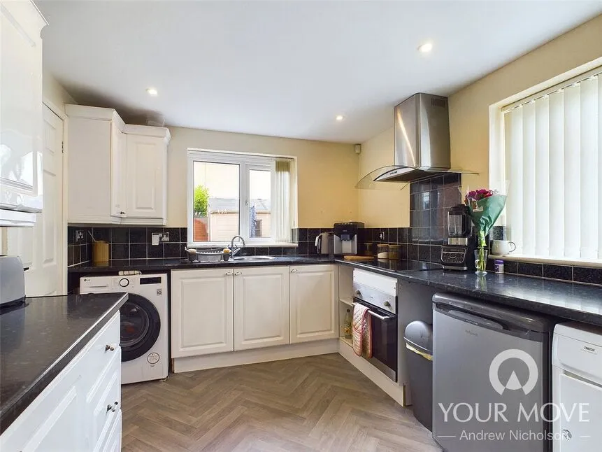 Kestrel Drive, Crewe, CW1, photo 2