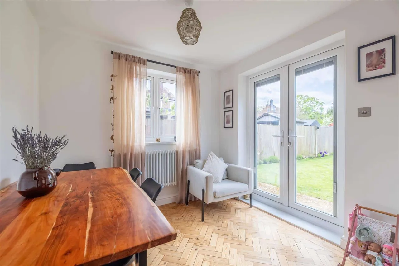 Upcroft, Windsor, Berkshire, SL4 3NJ, photo 12
