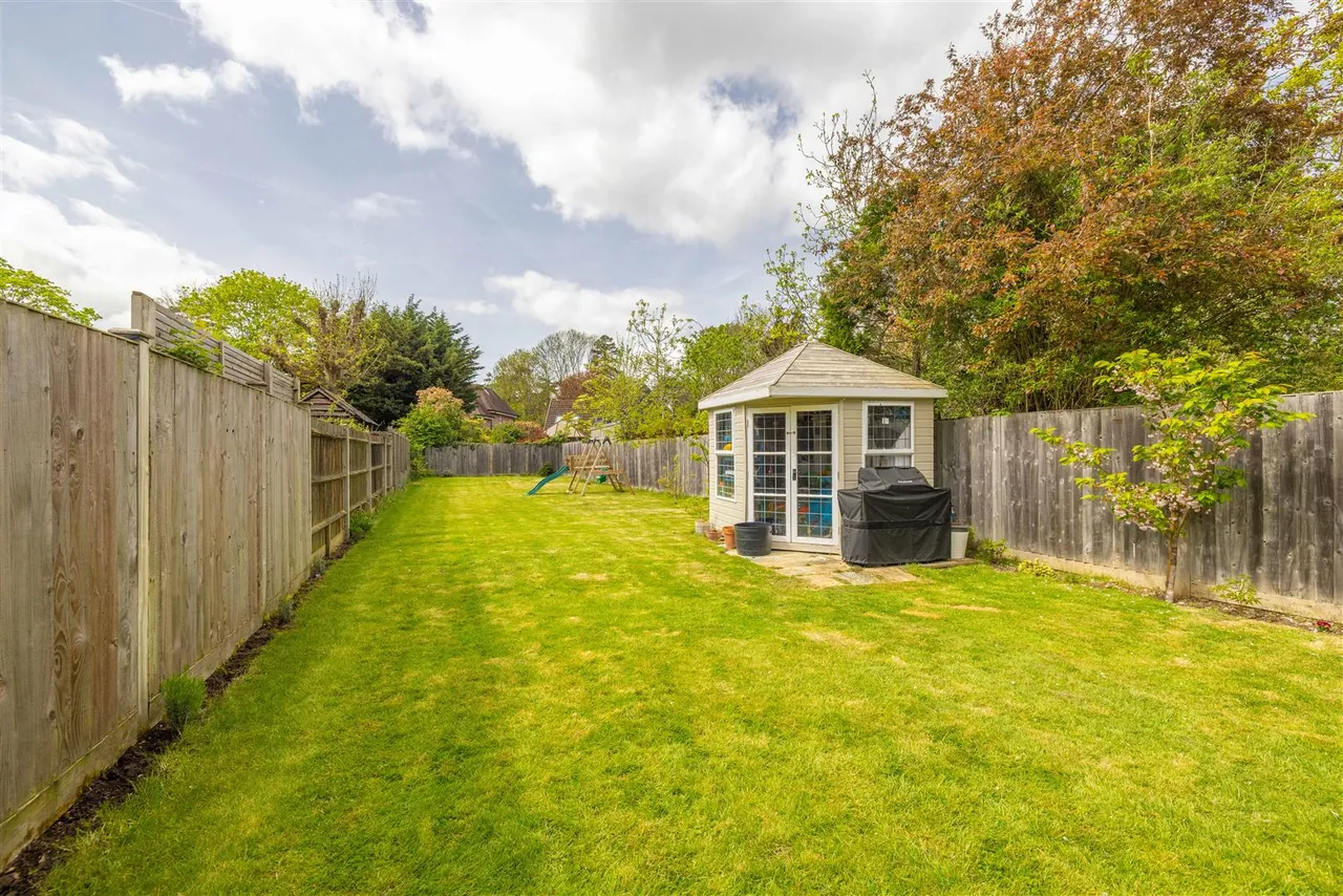 Upcroft, Windsor, Berkshire, SL4 3NJ, photo 21