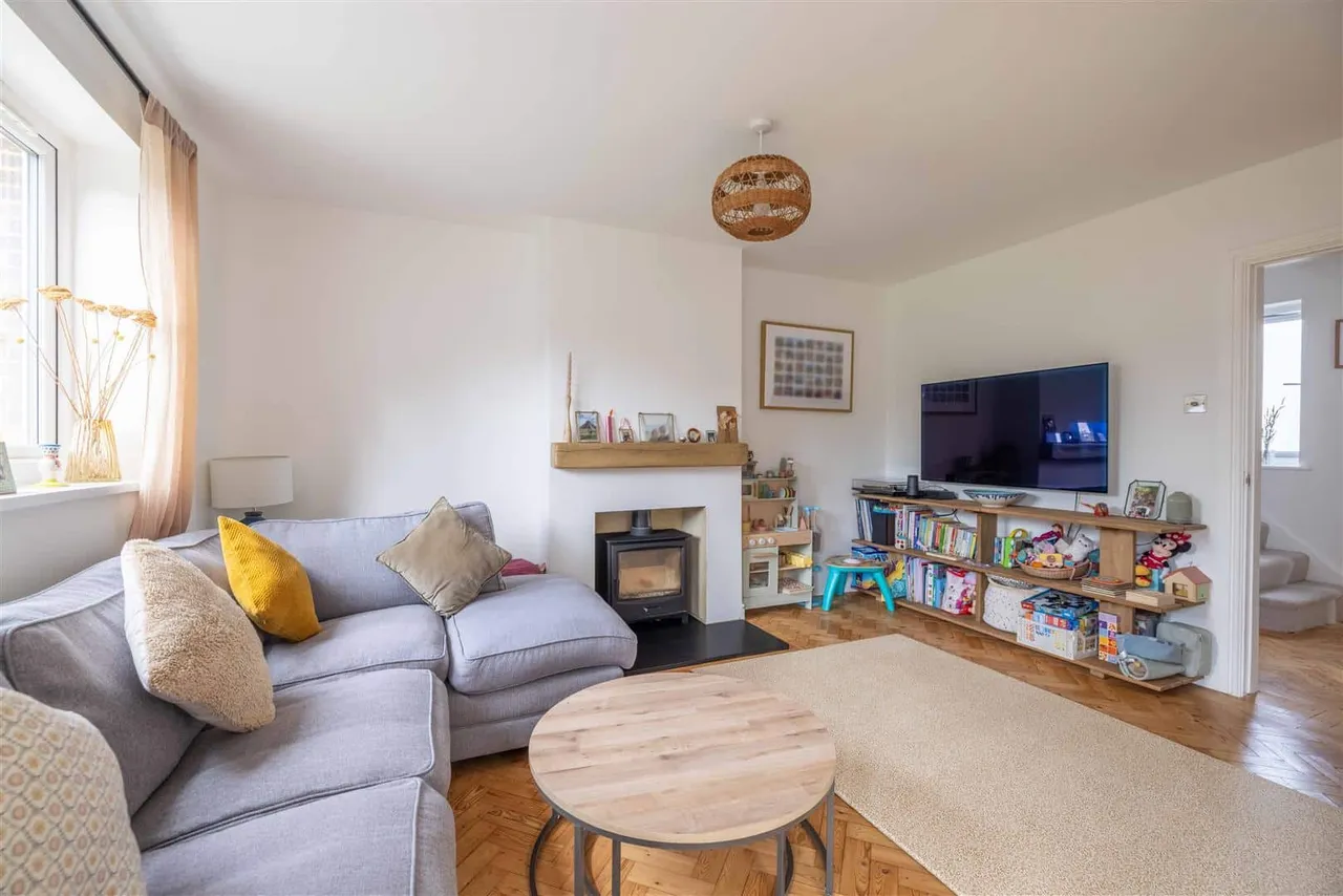 Upcroft, Windsor, Berkshire, SL4 3NJ, photo 11