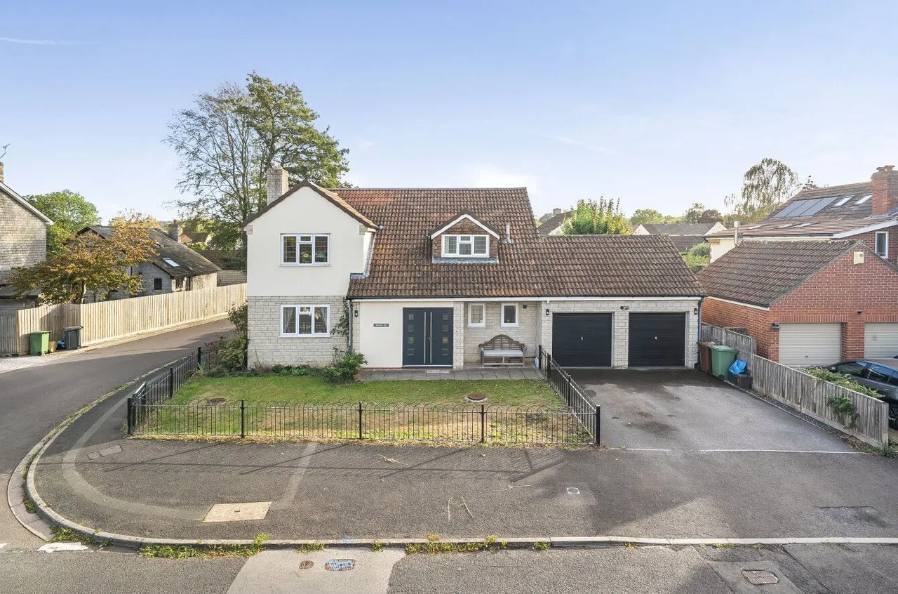 4 bed house for sale, Portway, Street, BA16