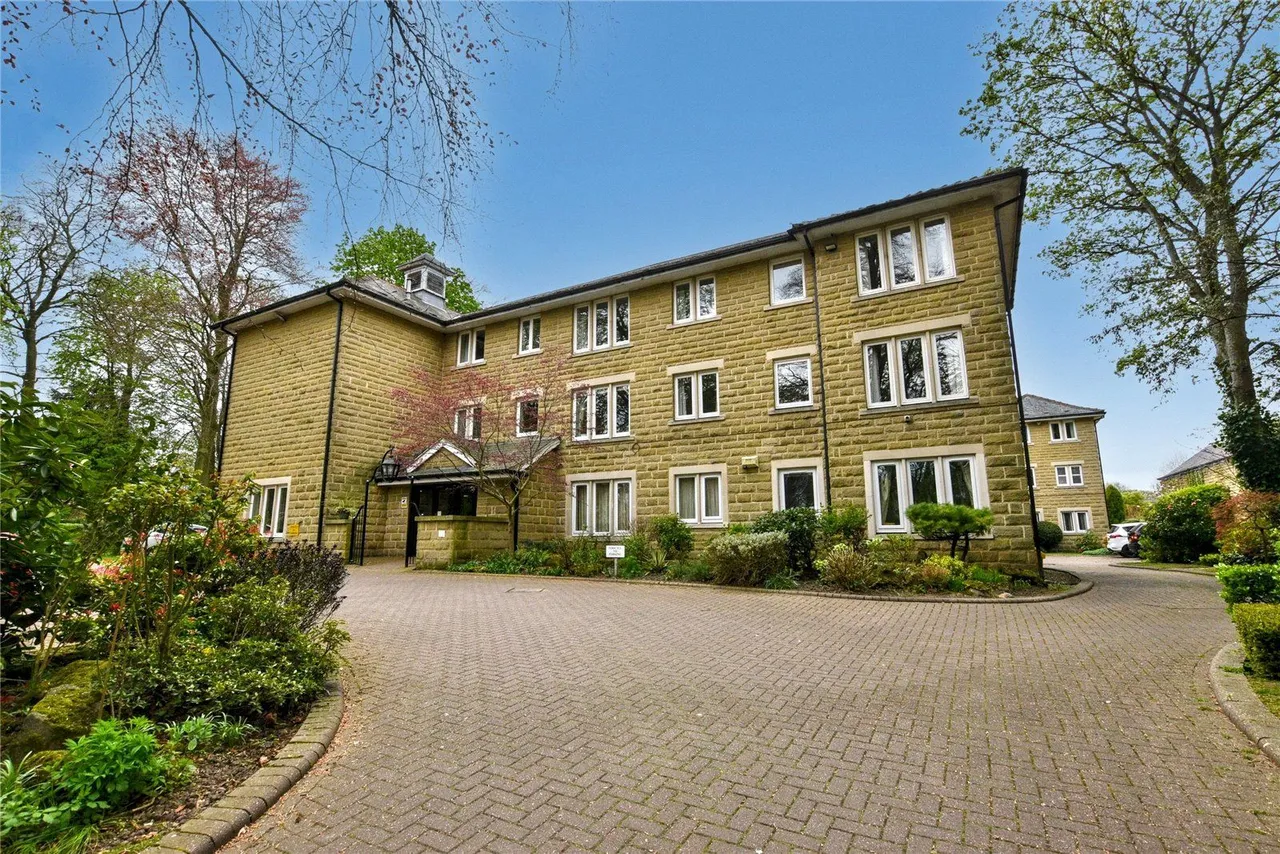 Ladywood Road, Oakwood, LS8, photo 11