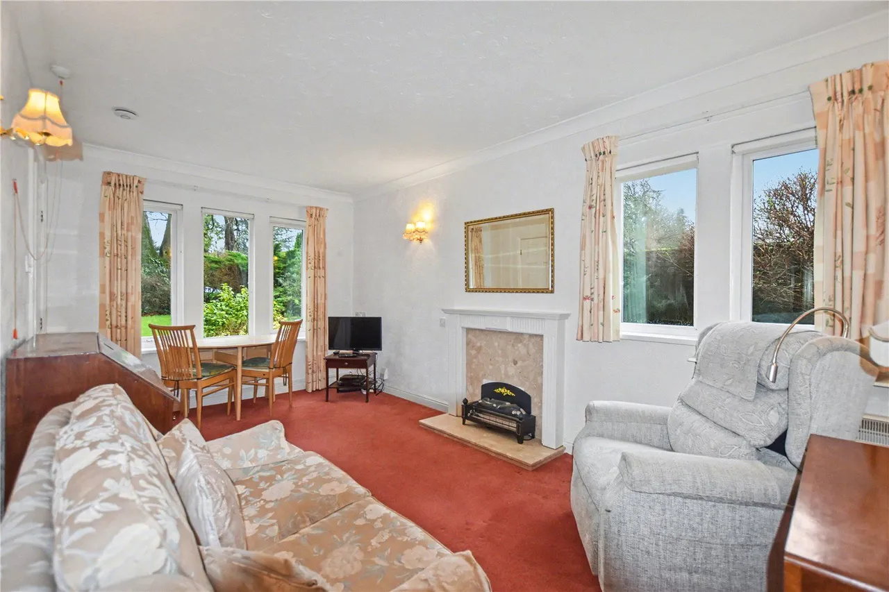 Ladywood Road, Oakwood, LS8, photo 3