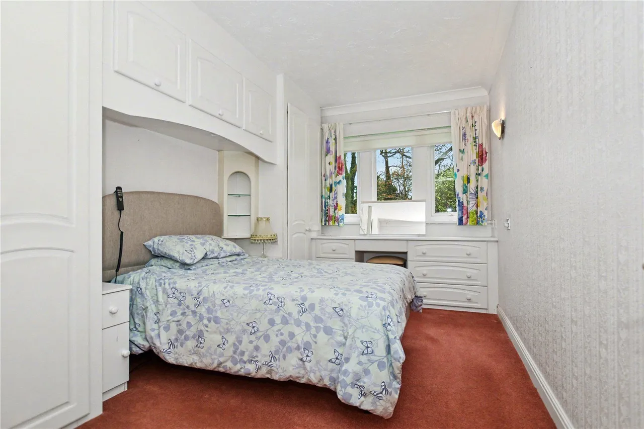 Ladywood Road, Oakwood, LS8, photo 4