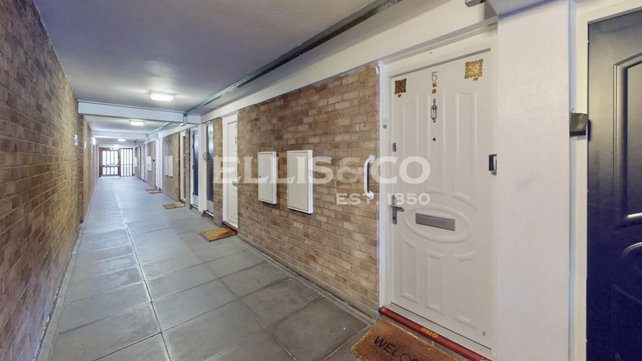 Wessex Lane, Greenford, UB6, photo 20