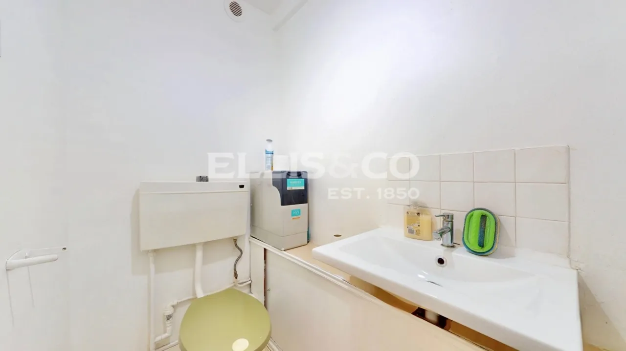 Wessex Lane, Greenford, UB6, photo 16