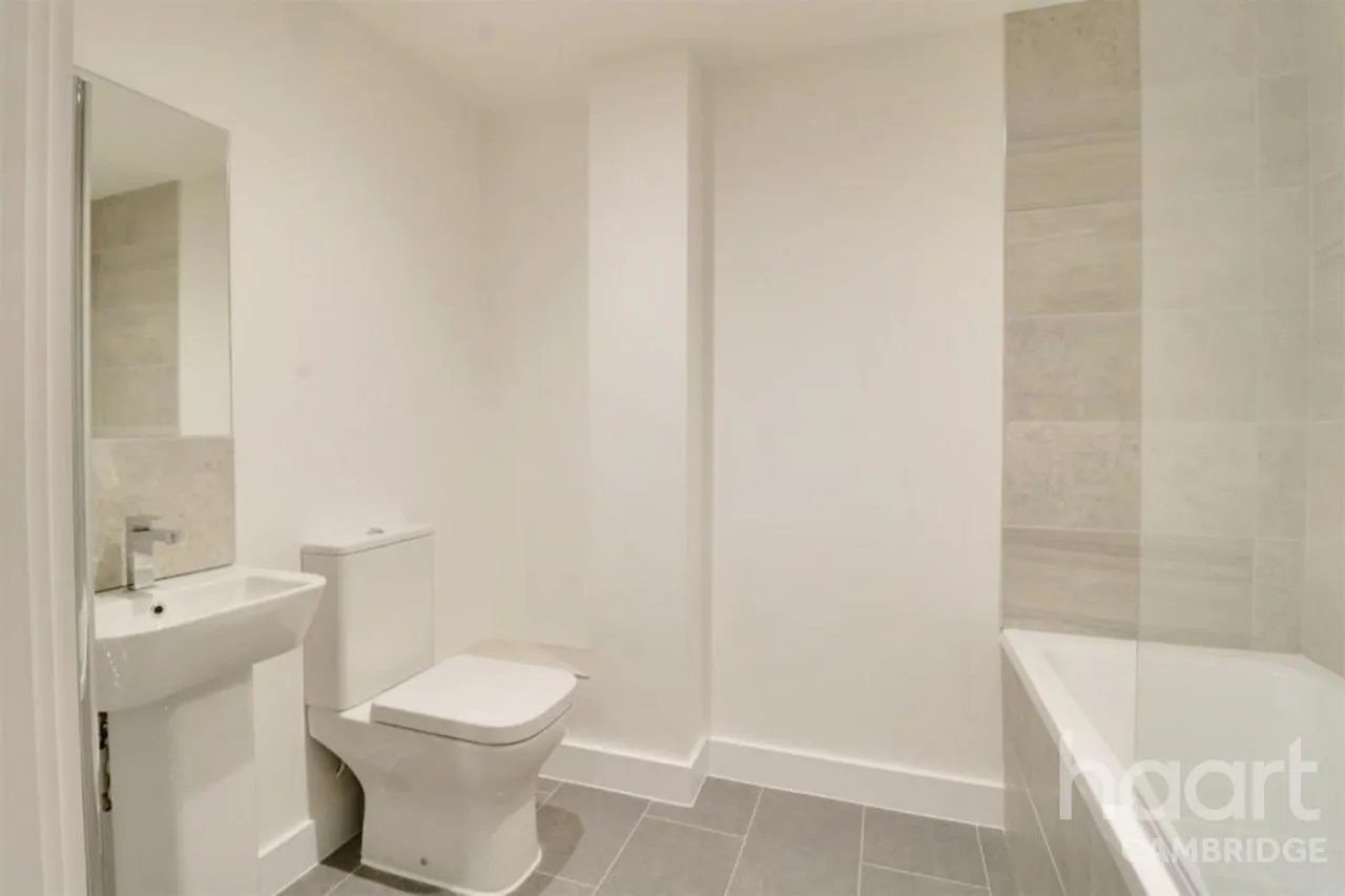Cherry Hinton Road, Cambridge, CB1, photo 6