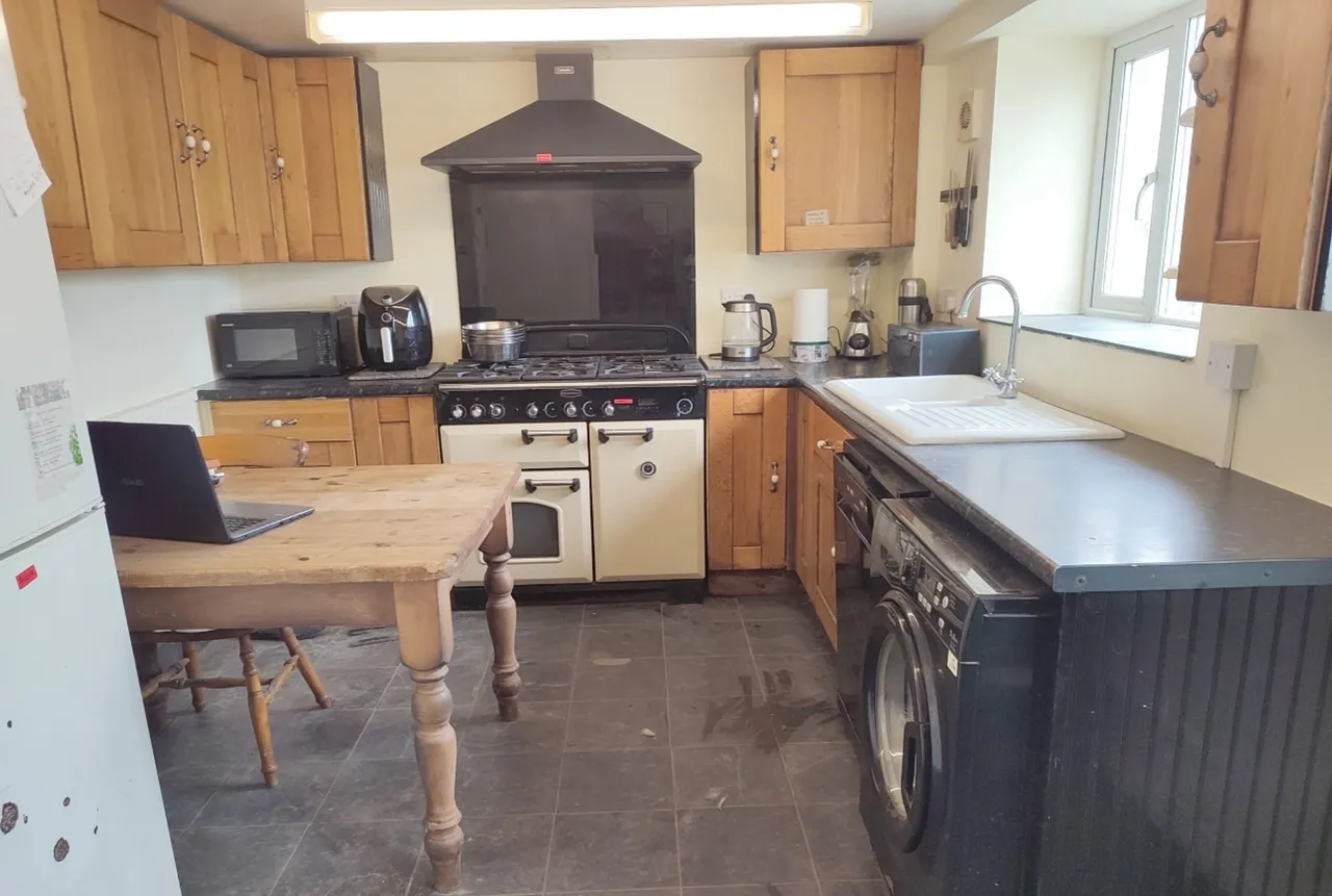 Elm Grove Road, Kidwelly, SA17, photo 17