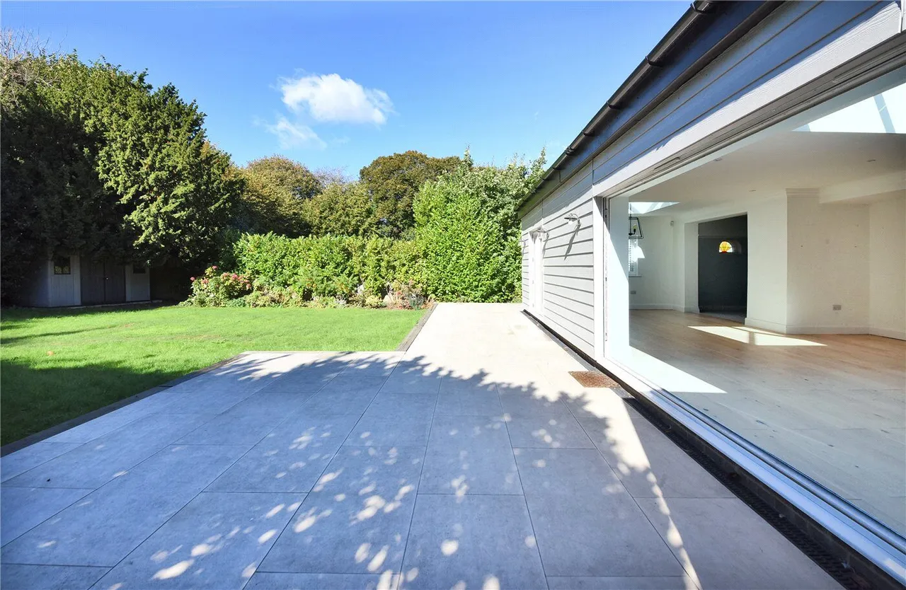 Fiddicroft Avenue, Banstead, SM7, photo 20