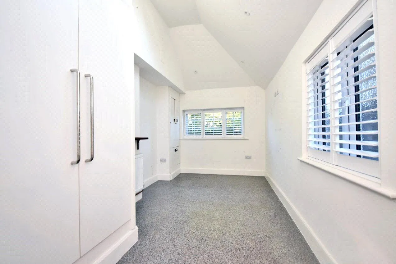 Fiddicroft Avenue, Banstead, SM7, photo 12